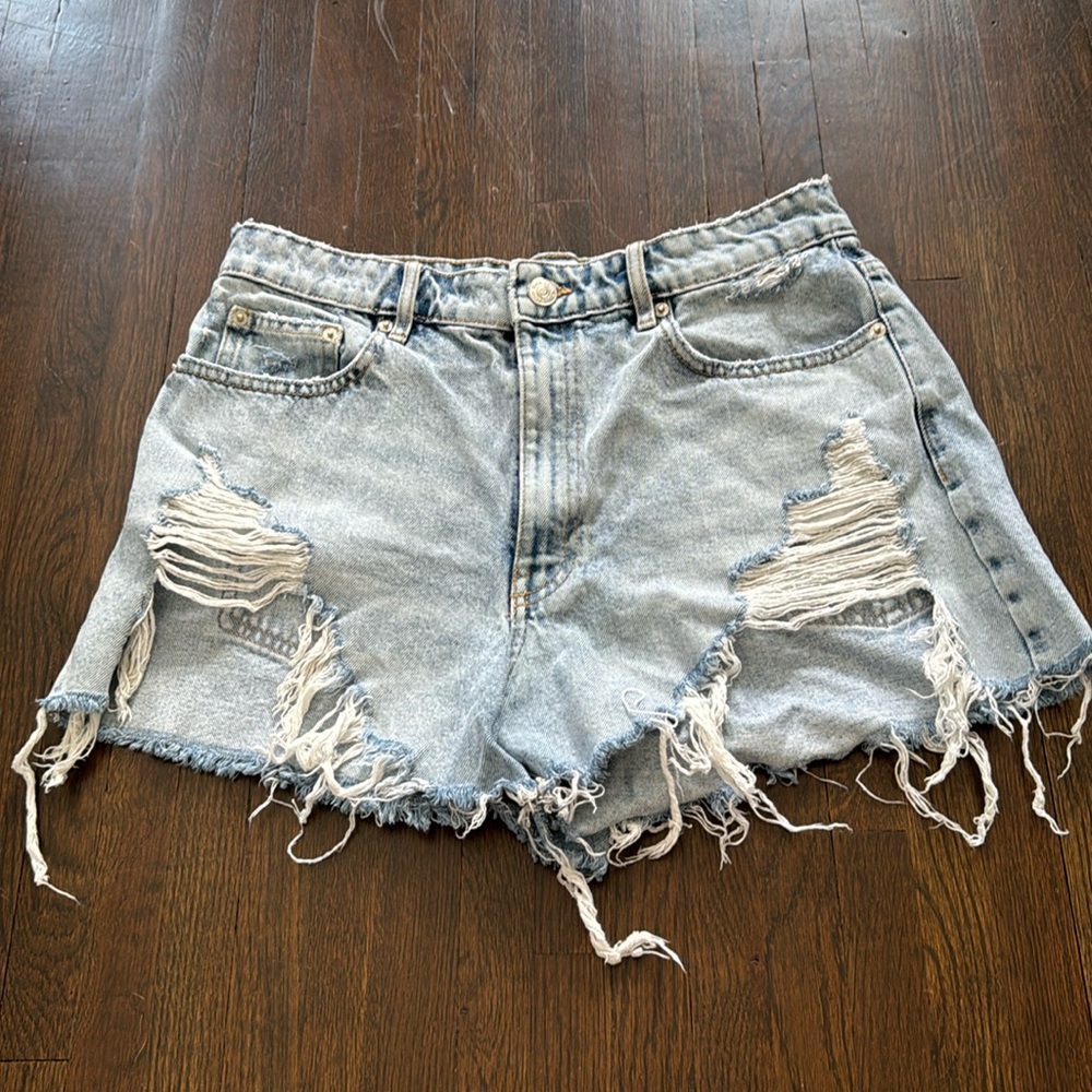 Zara ripped denim shorts